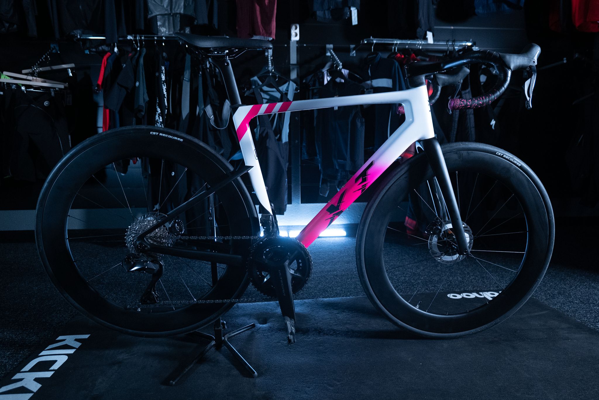 XT BIKE – Carbone Ultegra Di2 | Triathlon & Route